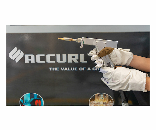 لماذا تختار جهاز اللحام بالليزر Accurl 1KW Compact؟